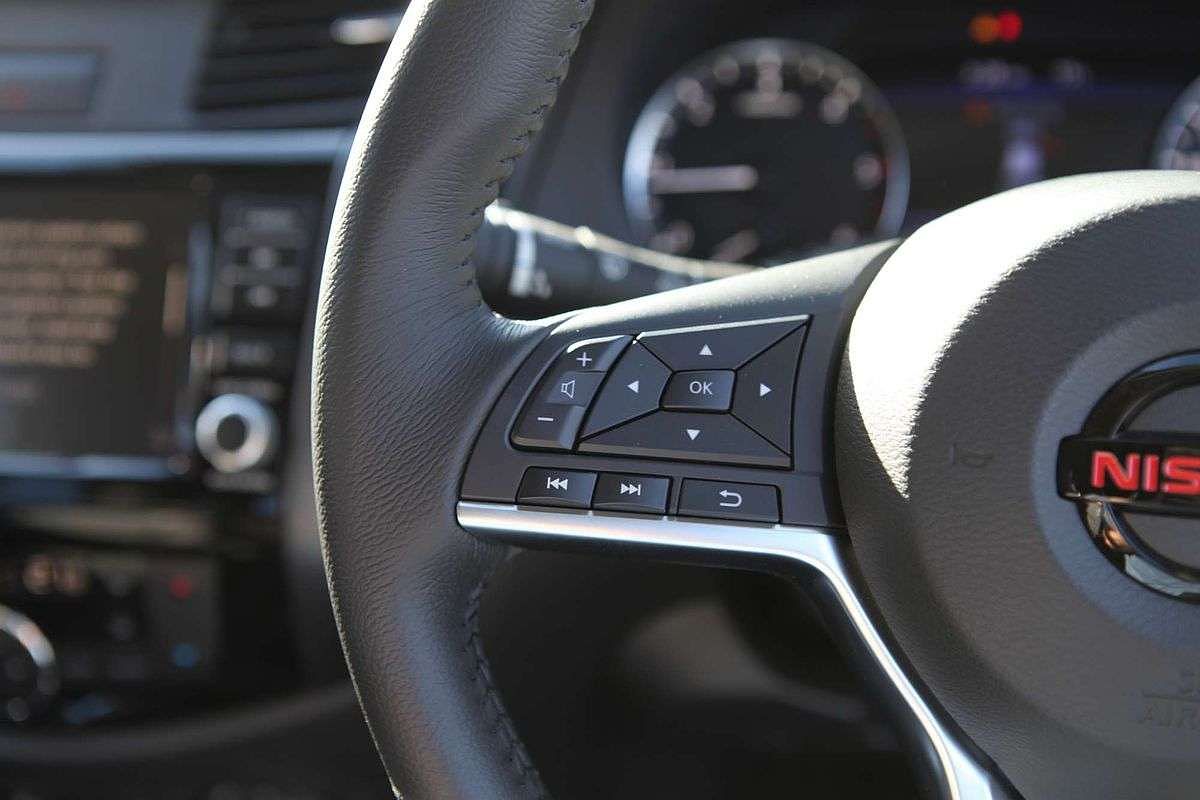 2025 Nissan Navara PRO-4X Warrior D23 4X4