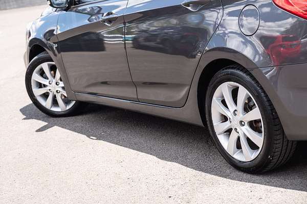 2013 Hyundai Accent Premium RB
