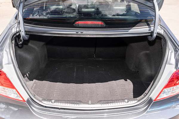 2013 Hyundai Accent Premium RB