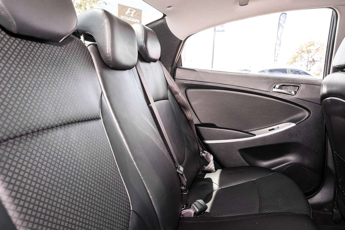 2013 Hyundai Accent Premium RB