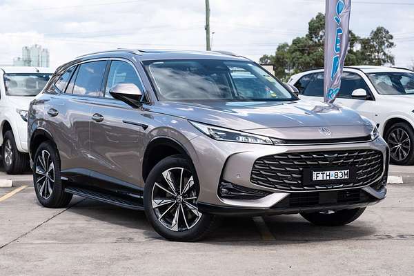 2025 MG HS Super Hybrid Essence AS33P