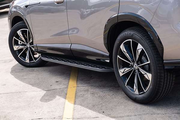 2025 MG HS Super Hybrid Essence AS33P