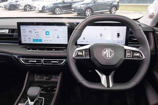 2025 MG HS Super Hybrid Essence AS33P