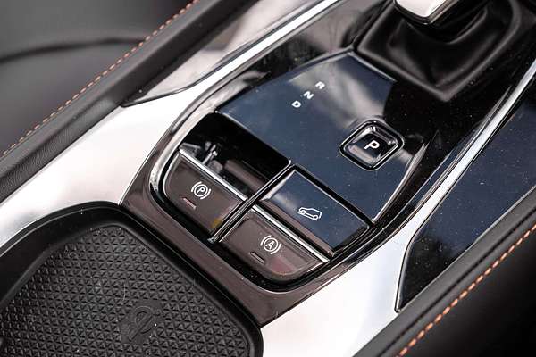 2025 MG HS Super Hybrid Essence AS33P