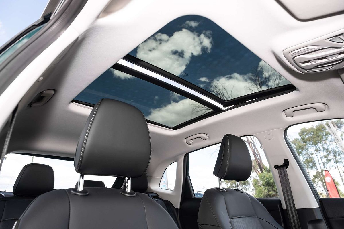 2025 MG ZS Essence ZS32