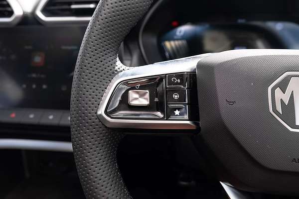 2025 MG ZS Essence ZS32