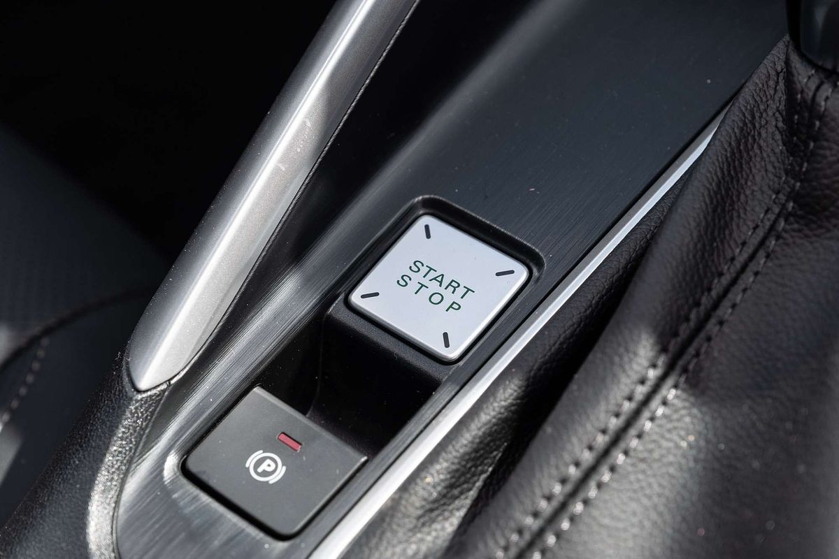 2025 MG ZS Essence ZS32