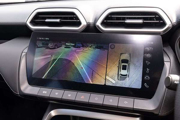 2025 MG ZS Essence ZS32