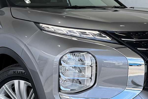 2021 Mitsubishi Outlander LS 7 SEAT (AWD) ZM MY22