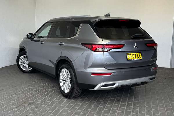 2021 Mitsubishi Outlander LS 7 SEAT (AWD) ZM MY22