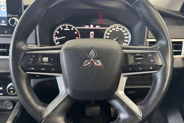 2021 Mitsubishi Outlander LS 7 SEAT (AWD) ZM MY22