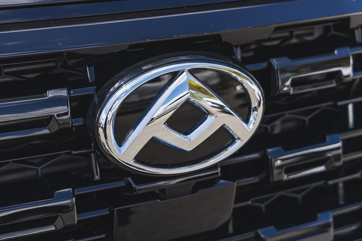 2025 LDV D90 Executive SV9A