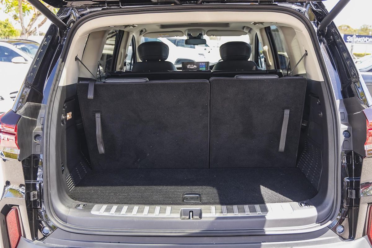 2025 LDV D90 Executive SV9A