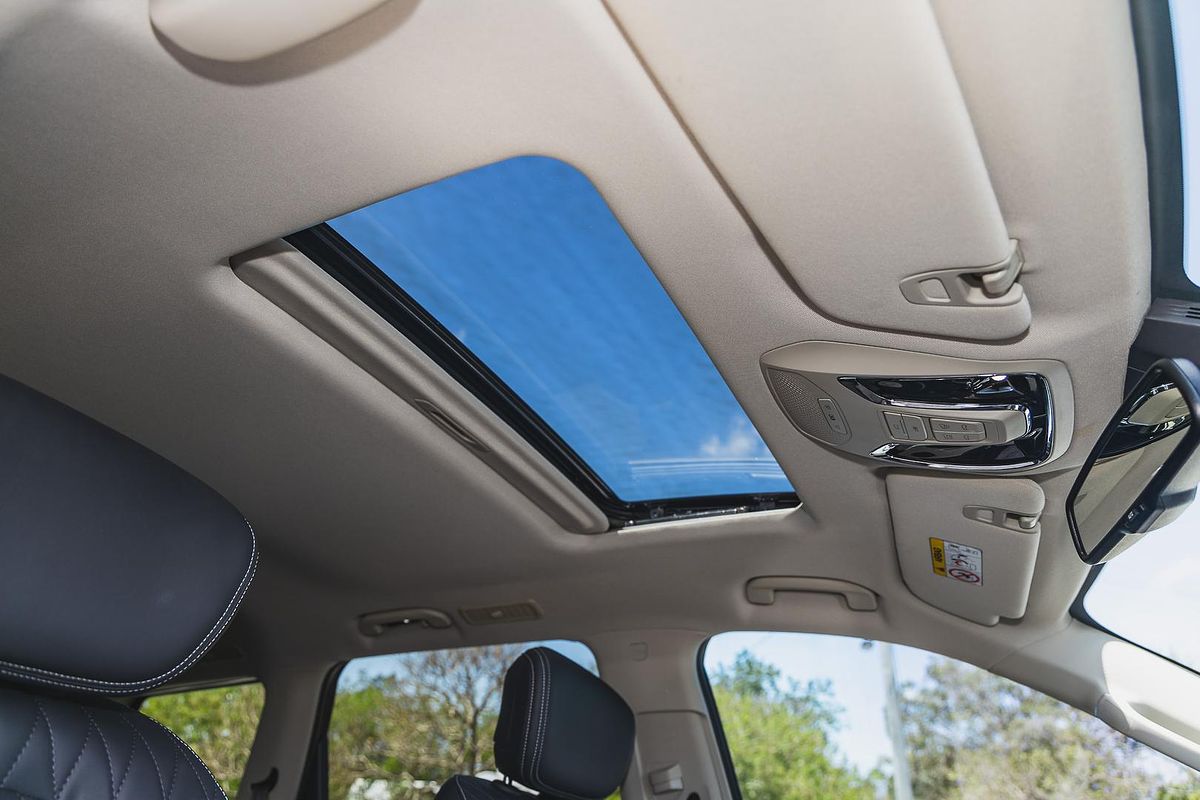 2025 LDV D90 Executive SV9A