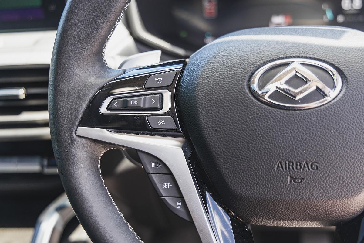 2025 LDV D90 Executive SV9A