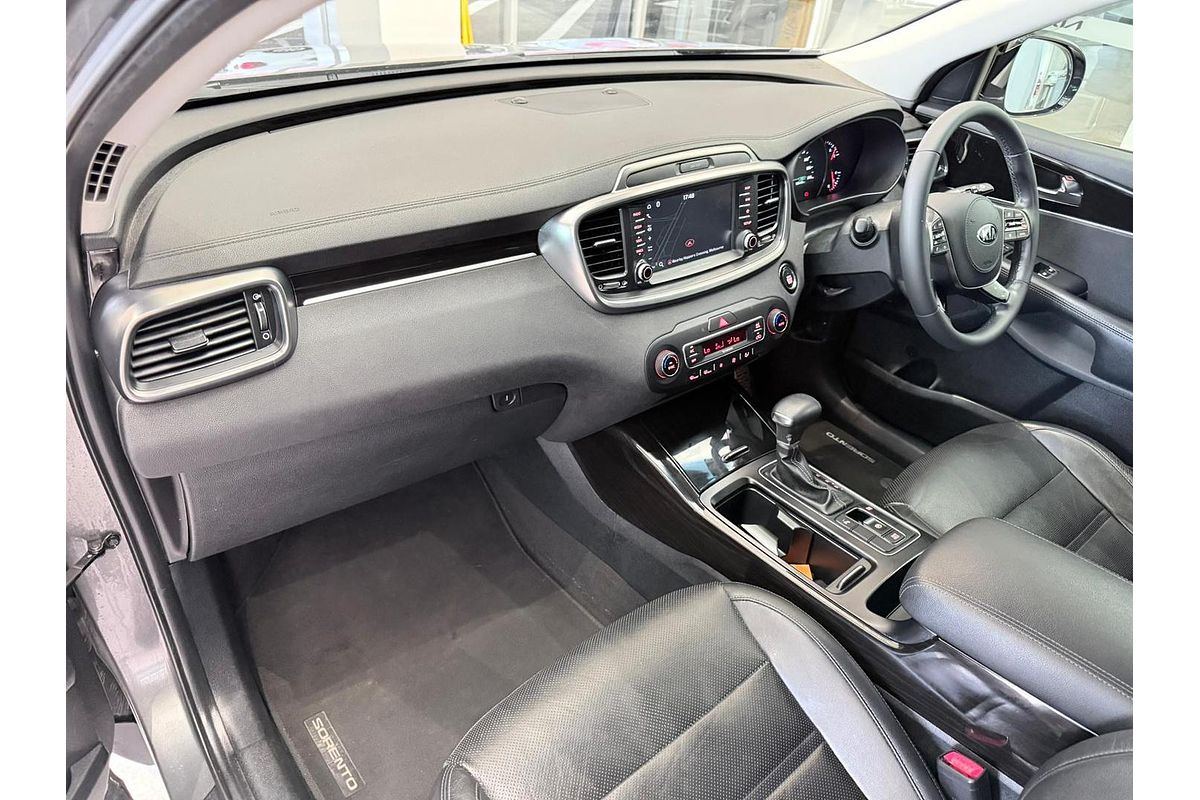 2018 Kia Sorento SLi UM