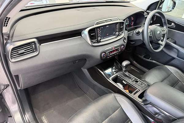 2018 Kia Sorento SLi UM