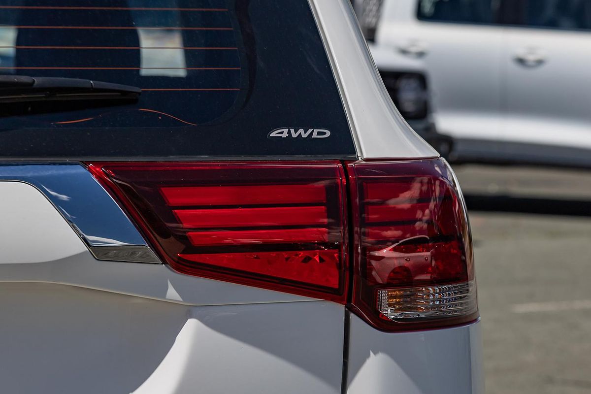 2019 Mitsubishi Outlander ES ZL