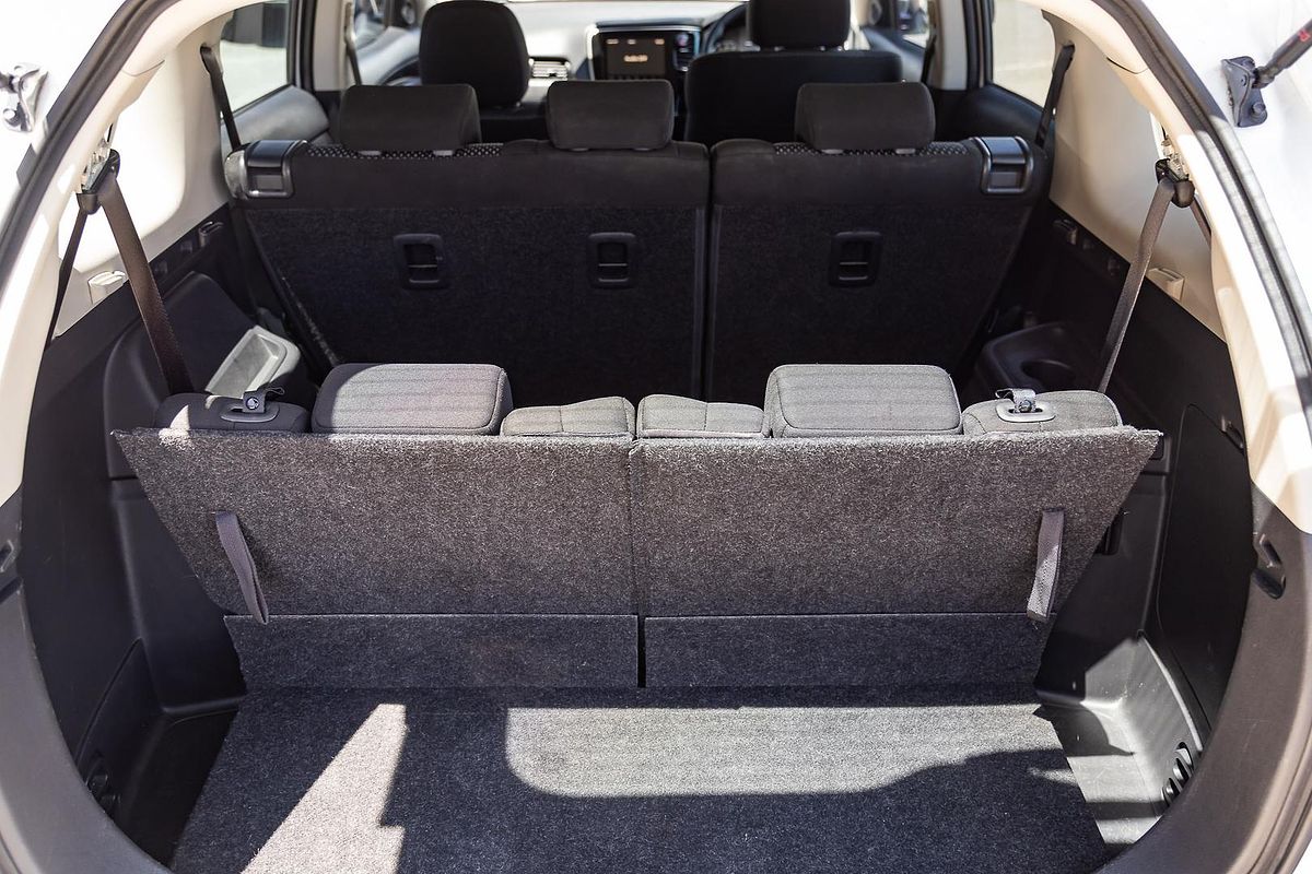 2019 Mitsubishi Outlander ES ZL