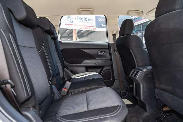 2019 Mitsubishi Outlander ES ZL