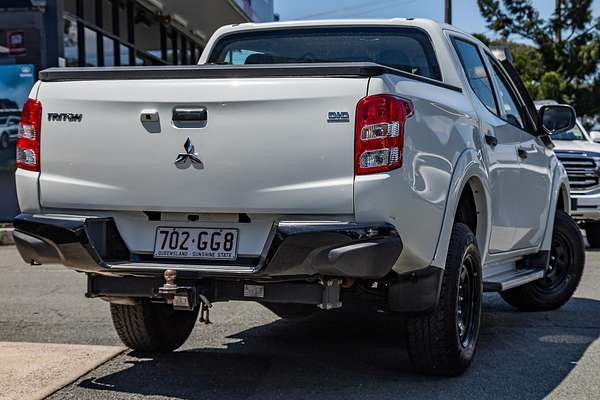 2017 Mitsubishi Triton GLX MQ 4X4