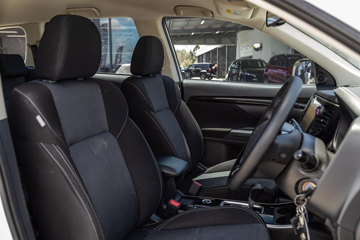 2019 Mitsubishi Outlander ES ZL