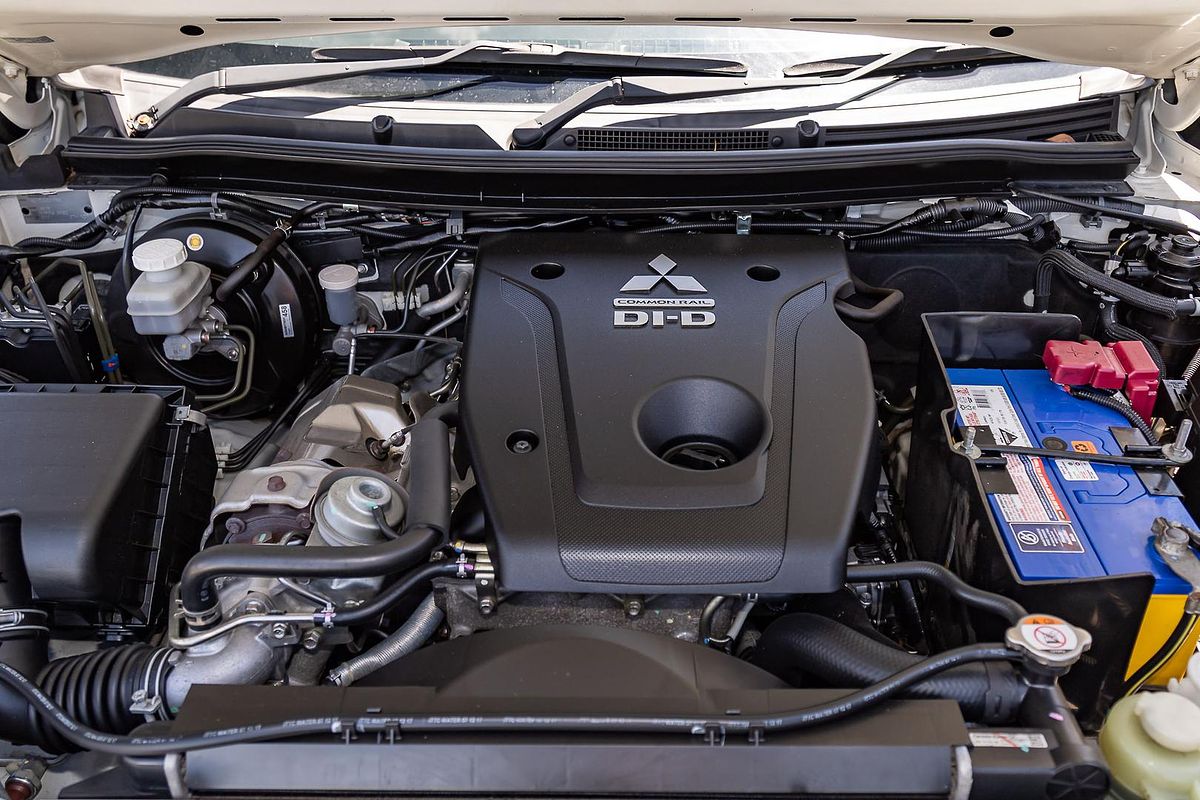 2017 Mitsubishi Triton GLX MQ 4X4