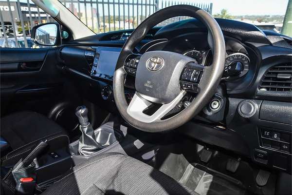 2020 Toyota Hilux SR GUN126R 4X4