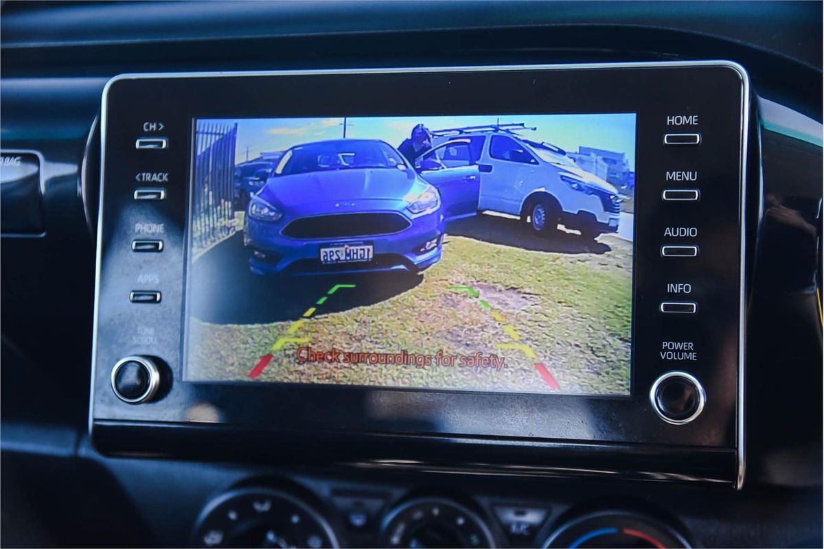 2020 Toyota Hilux SR GUN126R 4X4