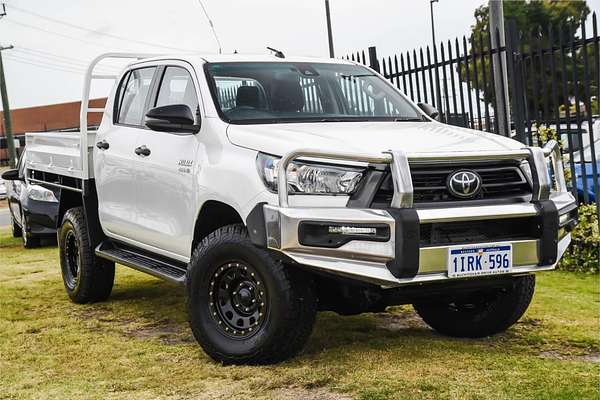 2020 Toyota Hilux SR GUN126R 4X4