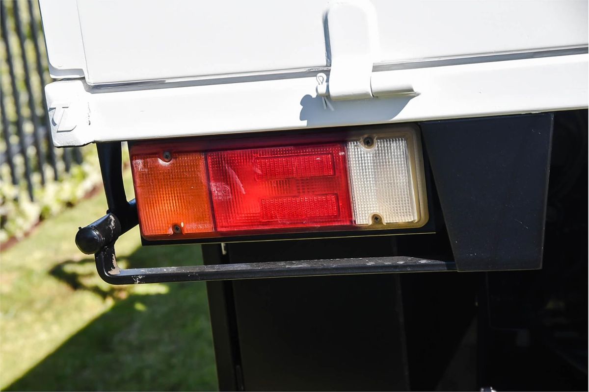 2020 Toyota Hilux SR GUN126R 4X4