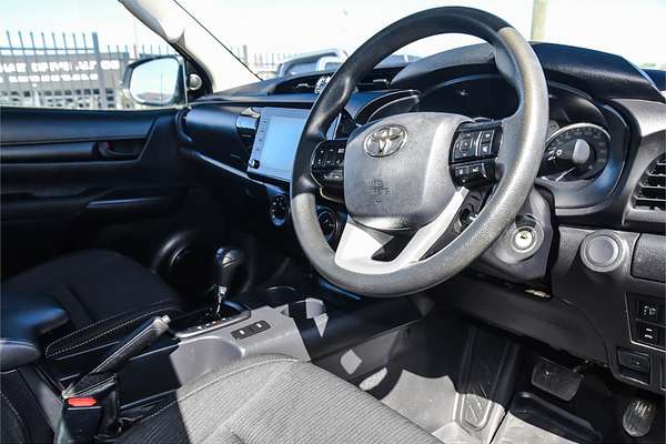 2022 Toyota Hilux SR GUN126R 4X4