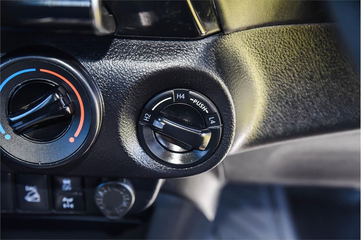 2022 Toyota Hilux SR GUN126R 4X4