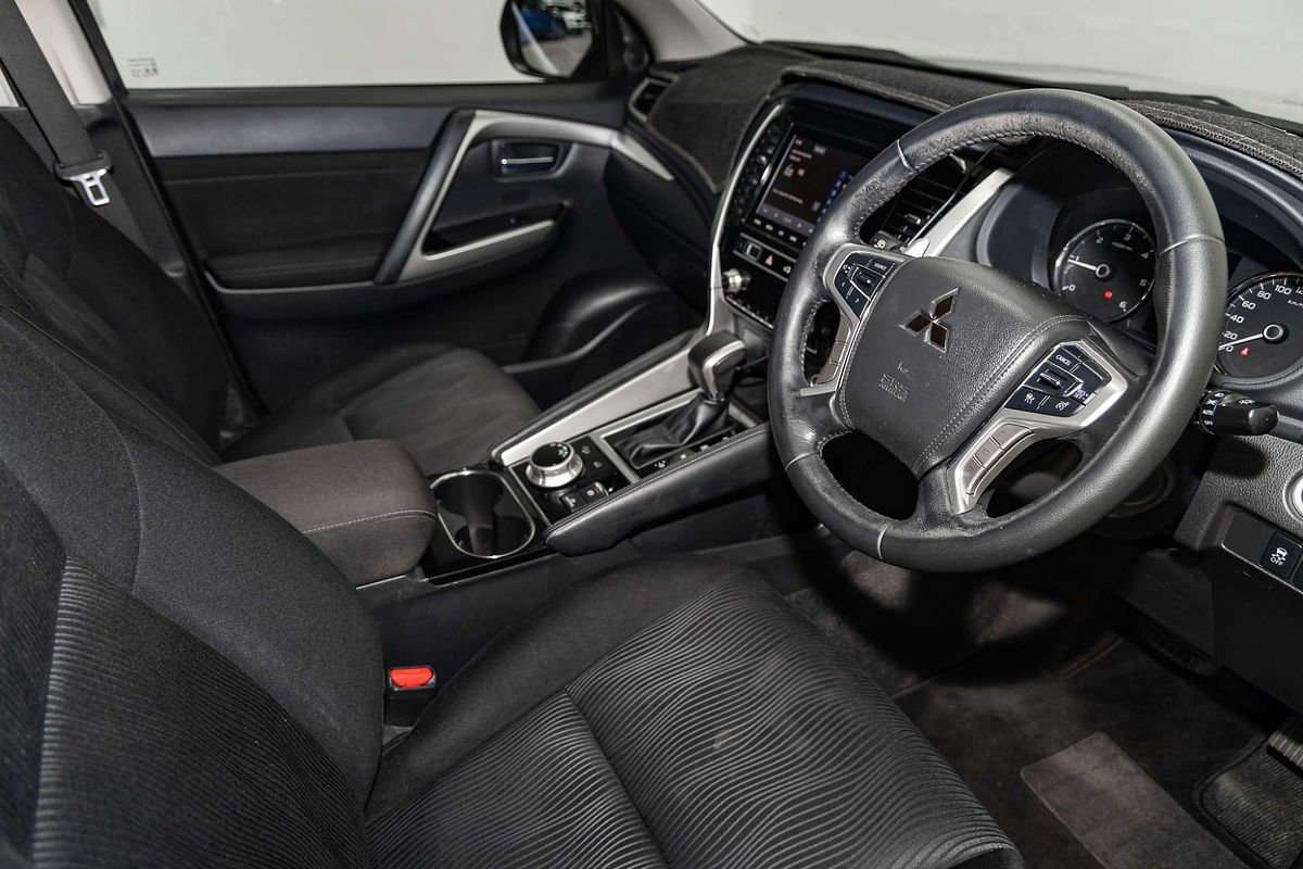 2021 Mitsubishi Pajero Sport GLS QF