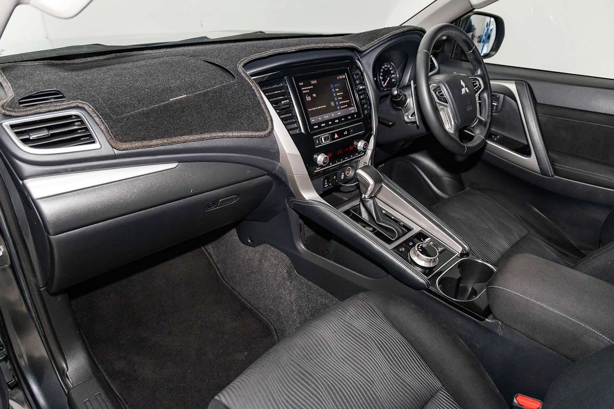 2021 Mitsubishi Pajero Sport GLS QF