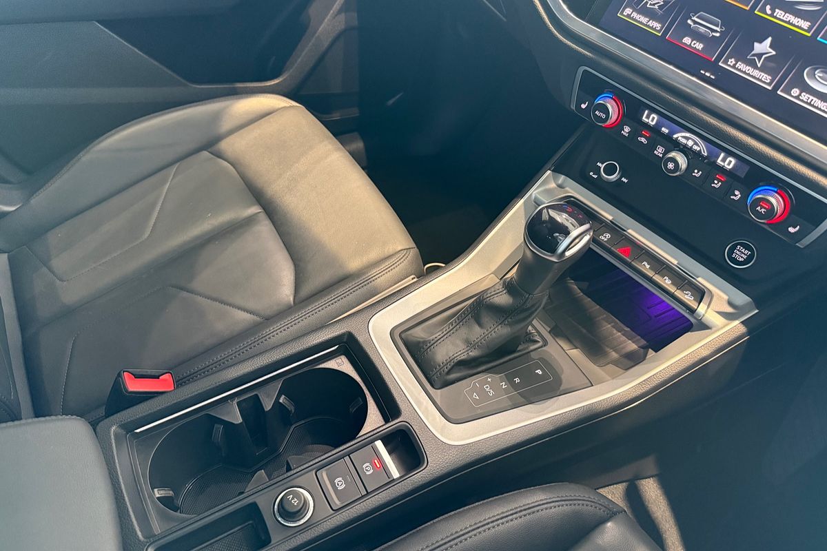 2022 Audi Q3 40 TFSI F3