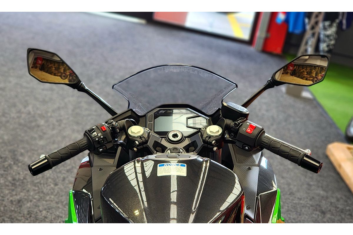 2025 Kawasaki NINJA EX500