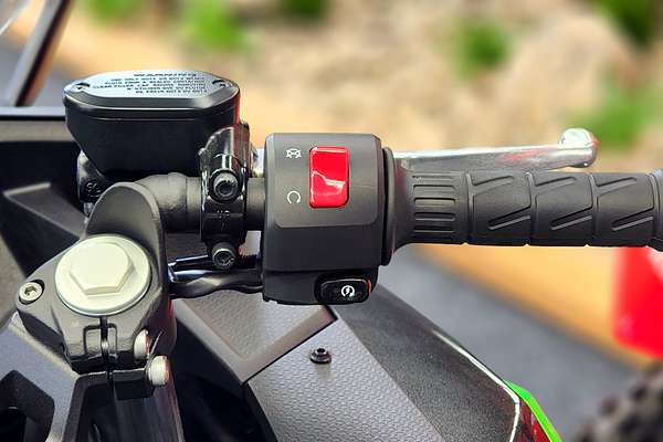 2025 Kawasaki NINJA EX500