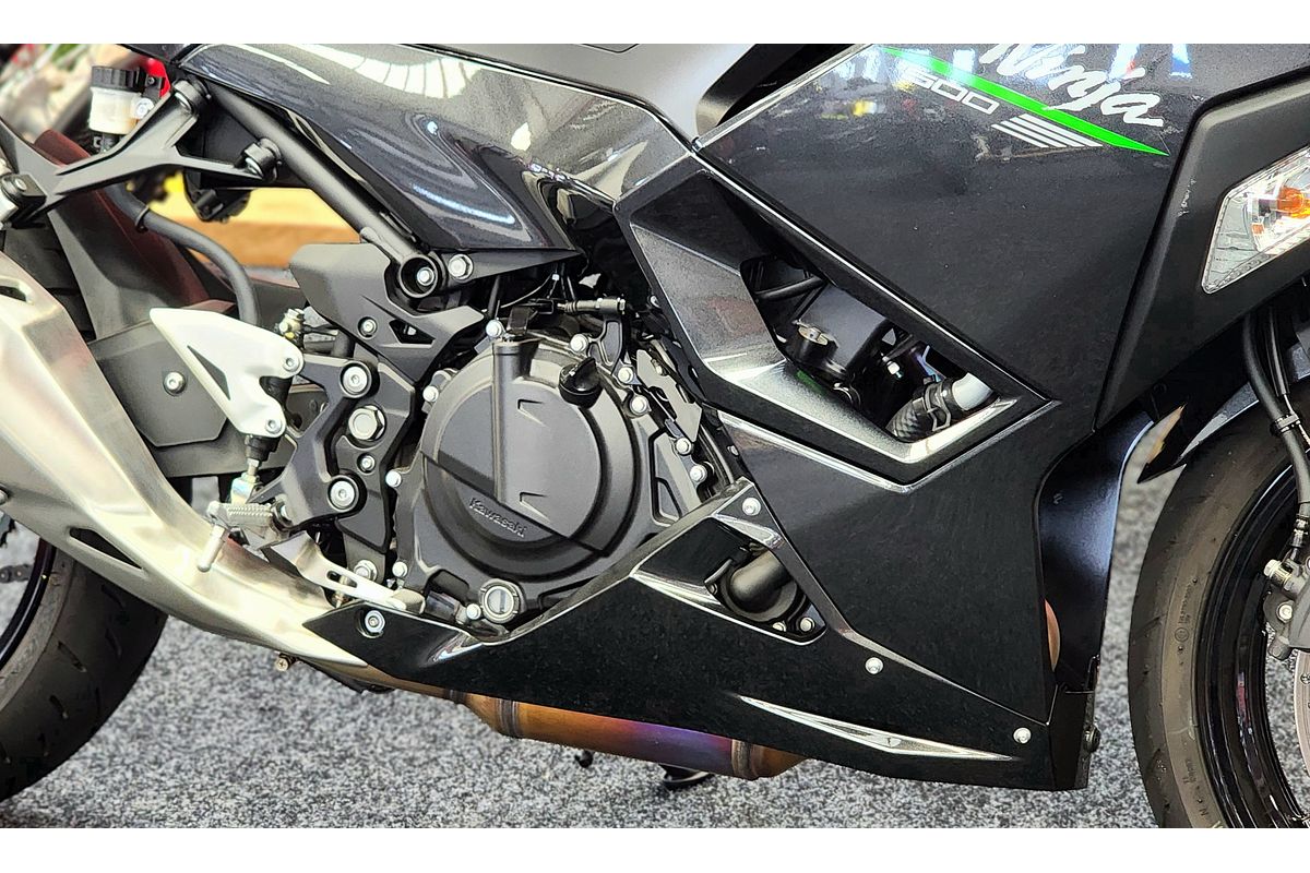2025 Kawasaki NINJA EX500