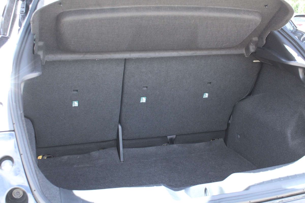 2020 Nissan JUKE ST-L F16