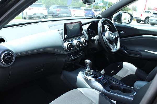 2020 Nissan JUKE ST-L F16