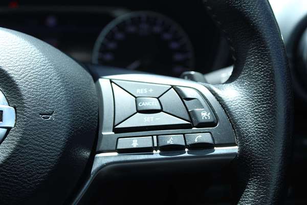 2020 Nissan JUKE ST-L F16