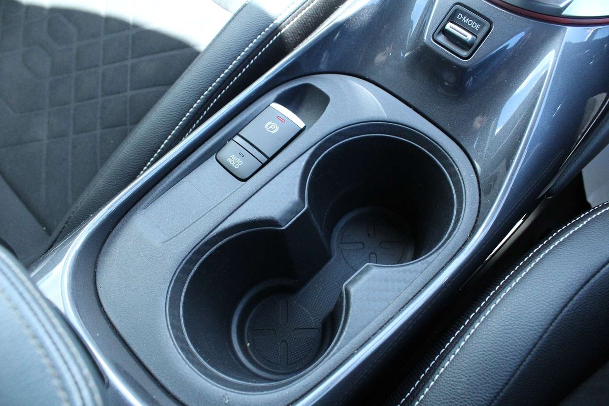 2020 Nissan JUKE ST-L F16