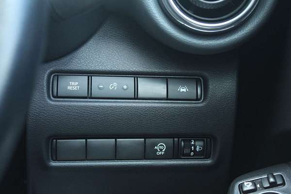 2020 Nissan JUKE ST-L F16