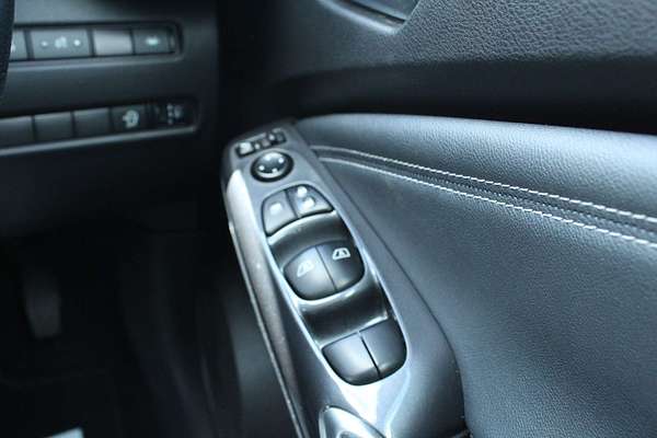 2020 Nissan JUKE ST-L F16