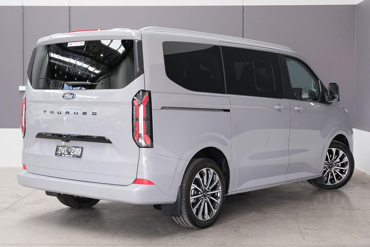 2025 Ford Tourneo Titanium X AV SWB