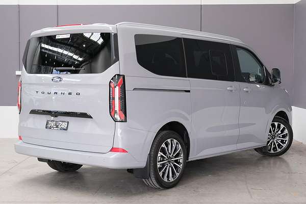 2025 Ford Tourneo Titanium X AV SWB