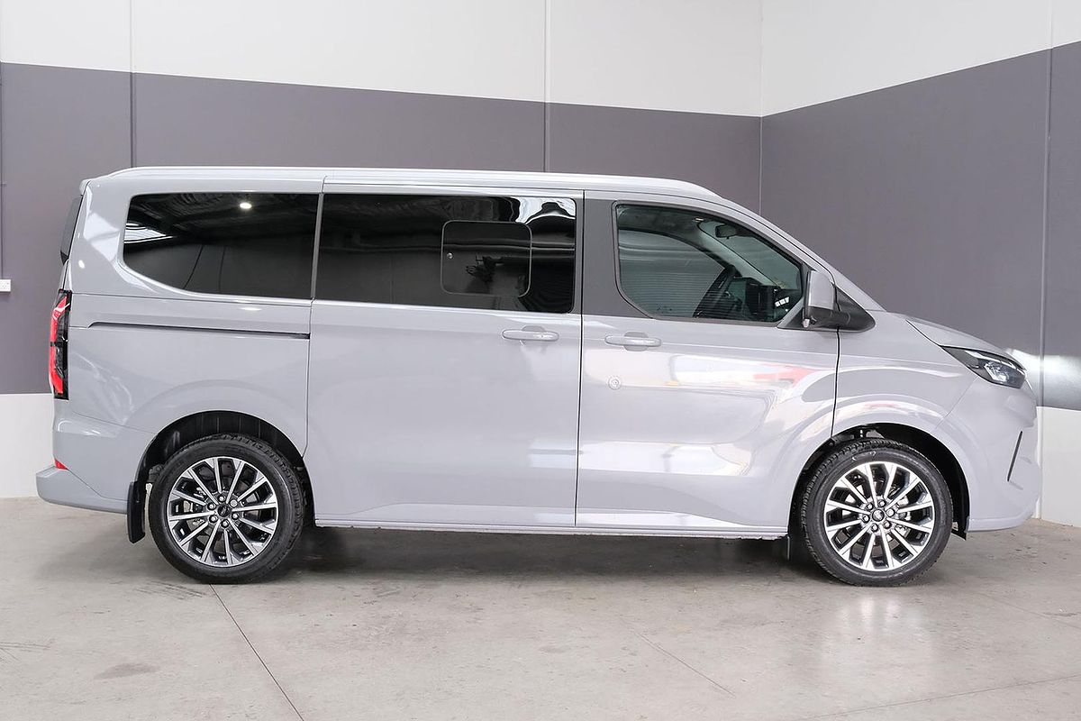 2025 Ford Tourneo Titanium X AV SWB
