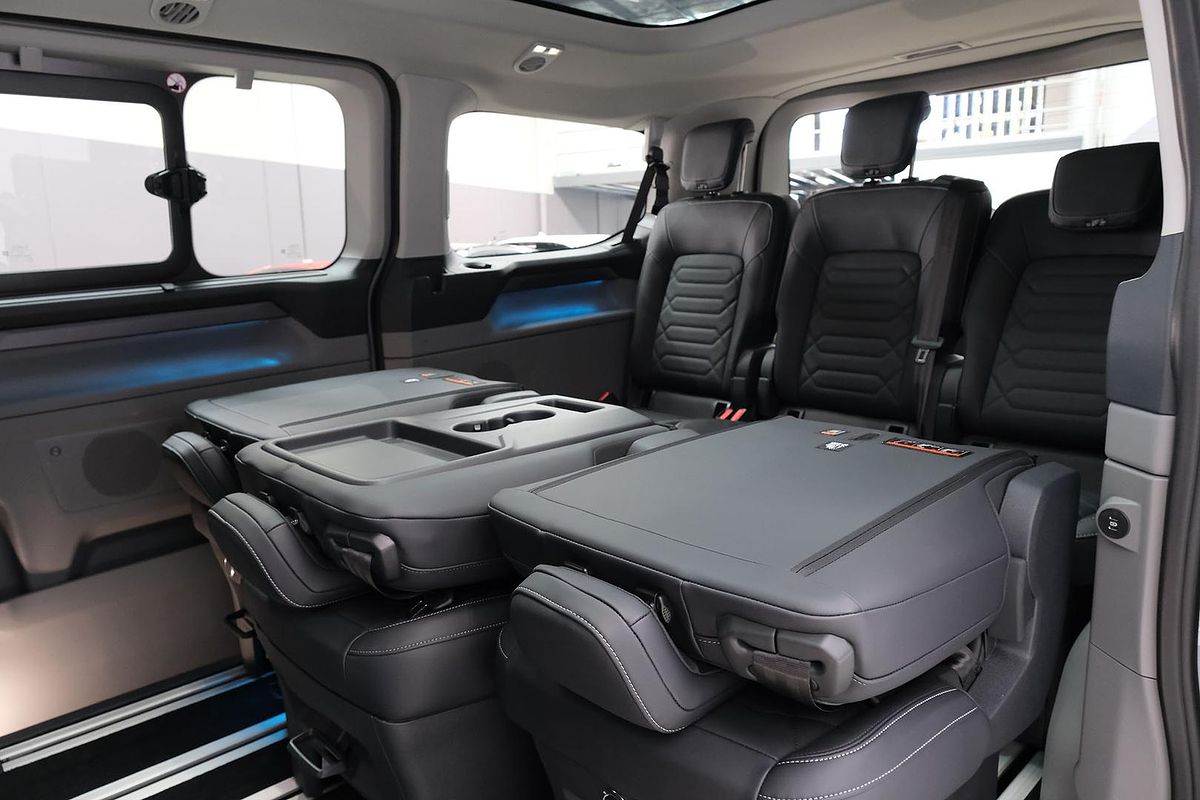 2025 Ford Tourneo Titanium X AV SWB