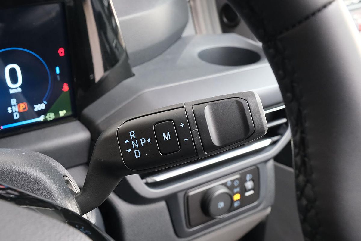 2025 Ford Tourneo Titanium X AV SWB